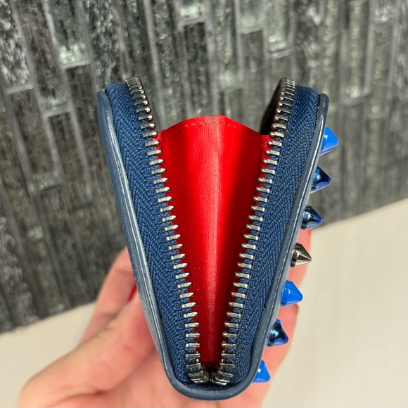 💙Christian Louboutin Panettone Blue Leather Multi Stud Spike Zip Wallet - Picture 13 of 14
